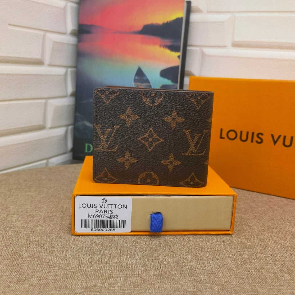 Tunde Store Black Leather Louis Vuitton Wallet With Gray Monogram