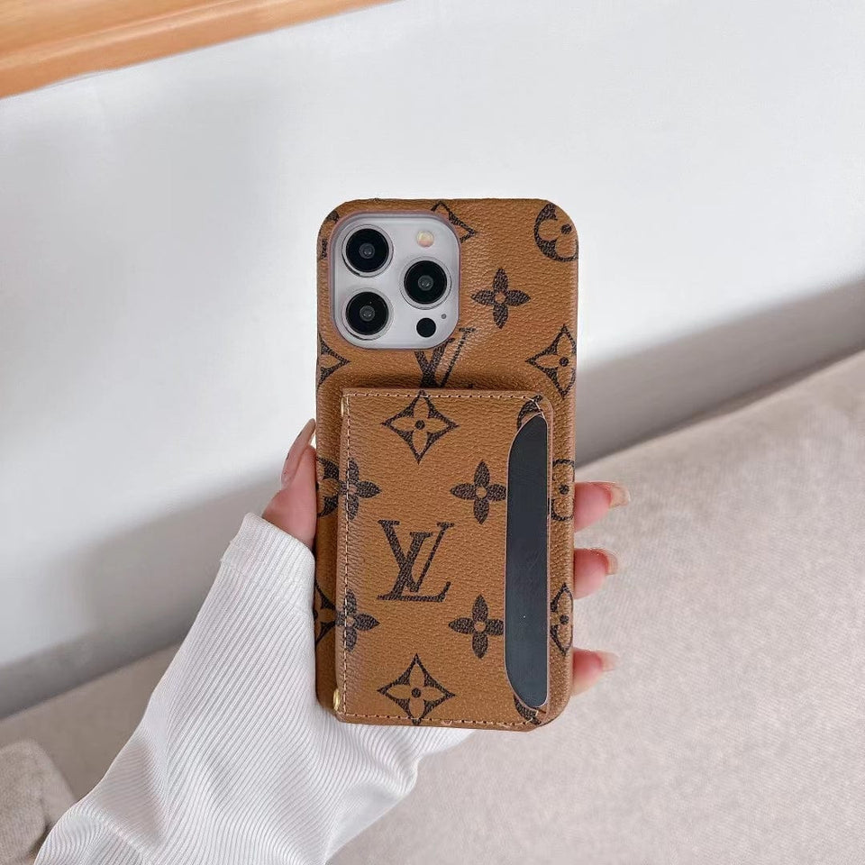 Tunde Store Classic Louis Vuitton iPhone 15 Case with Integrated Wallet