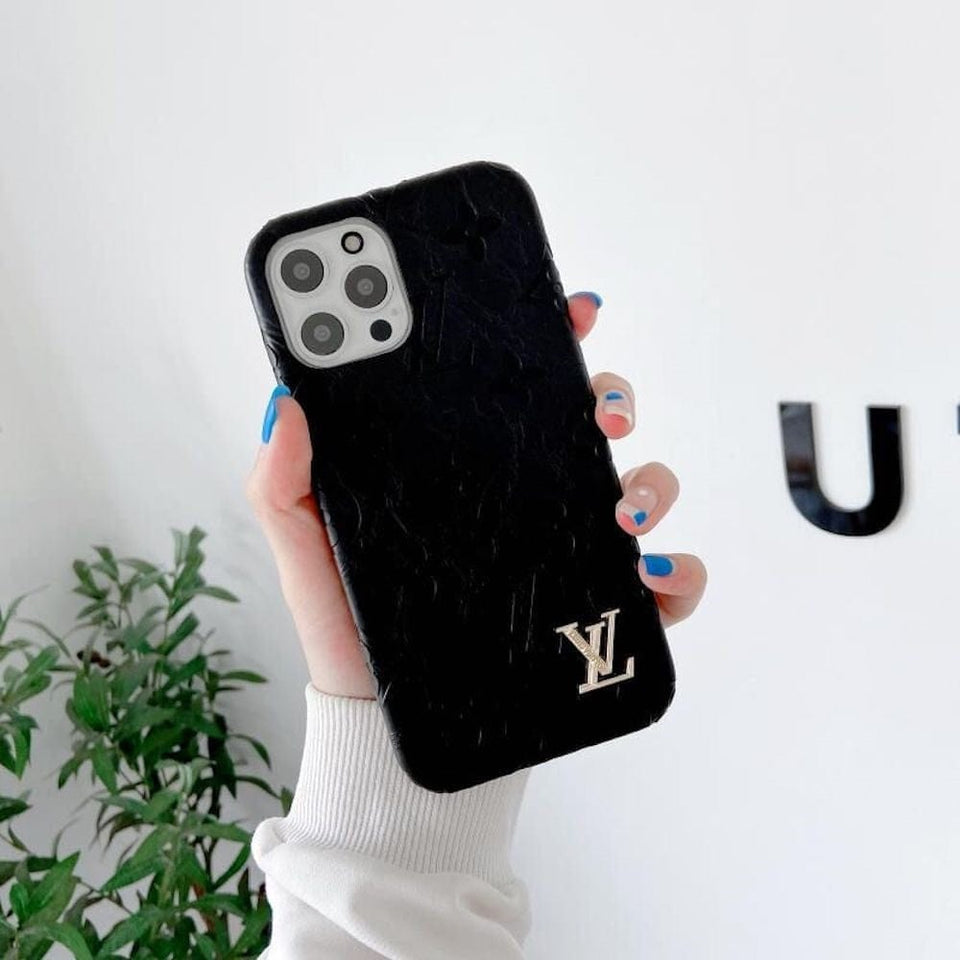 Tunde Store Leather Louis Vuitton iPhone 15 Cases