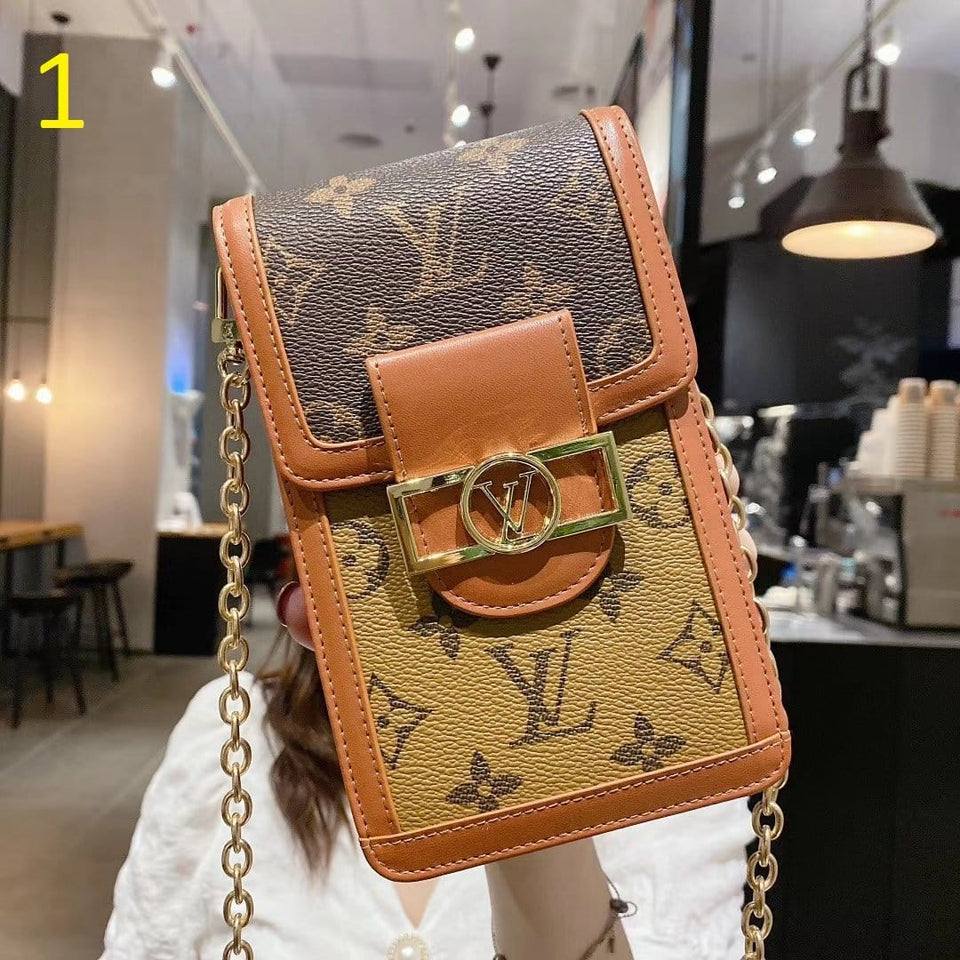 Tunde Store Leather Louis Vuitton Phone Bag (Phone Pouch)