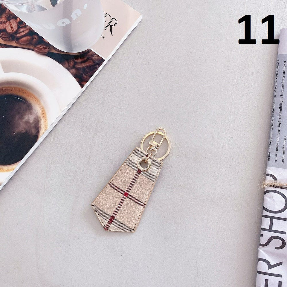 Tunde Store Louis Vuitton Airtag Case Holder With Keyring