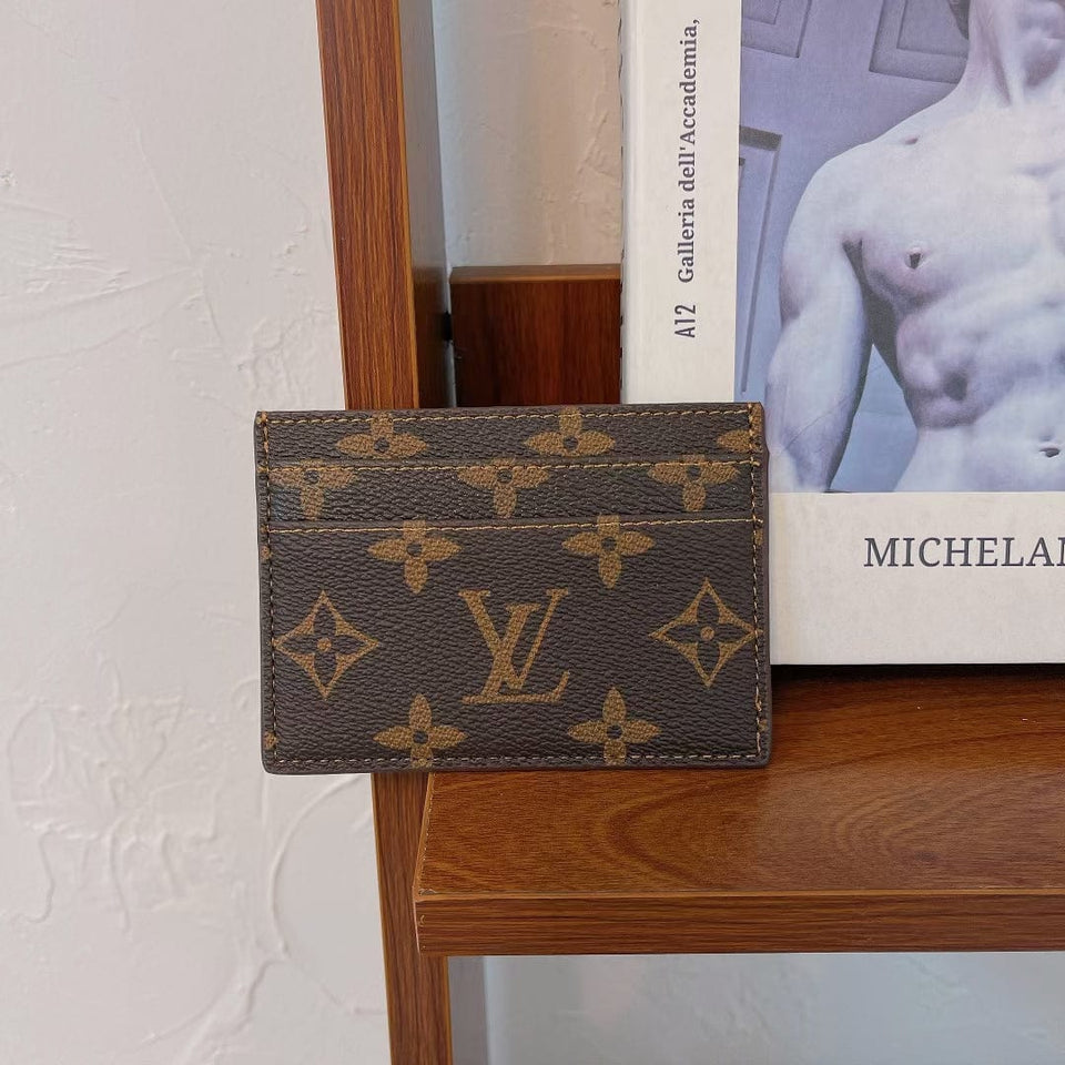Tunde Store Louis Vuitton Card Wallet & Gucci Credit Card Holder