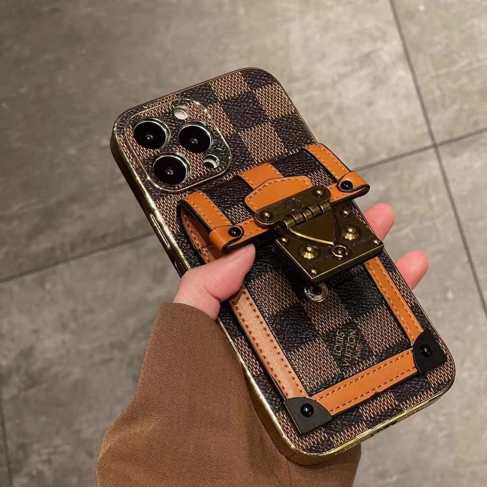Tunde Store Louis Vuitton Luxury iPhone 15 Wallet Case