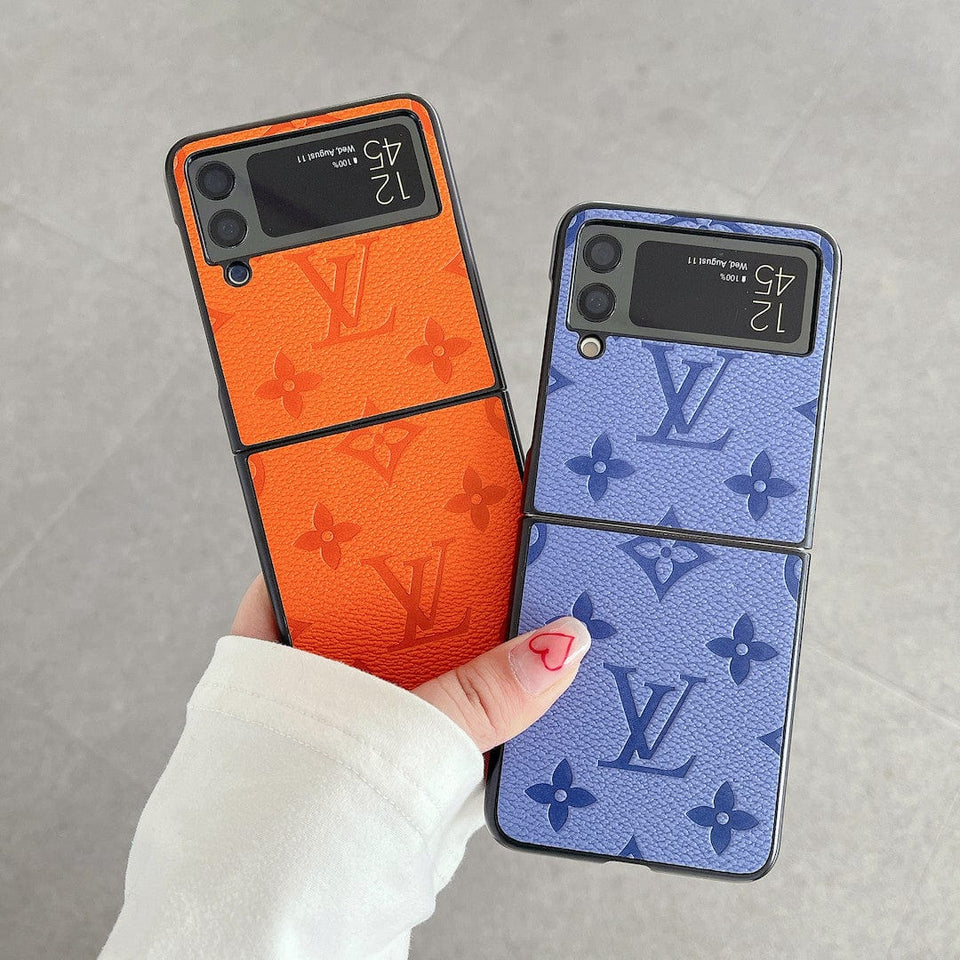 Tunde Store Louis Vuitton Z Flip Phone Cases | Luxurious Craftsmanship with Black Frame
